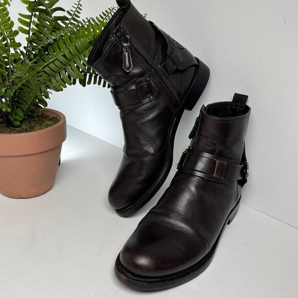 Tory Burch Colton Flat Leather Bootie Dark Brown logo Size 6 - Picture 7 of 15